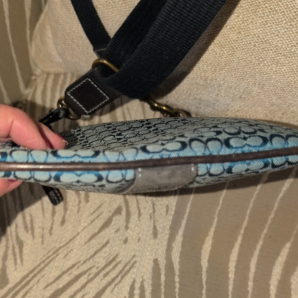 Vintage Coach  blue/Teal  Sig C Canvas With Gray Suede And Black Leather Trim - - Picture 11 of 16
